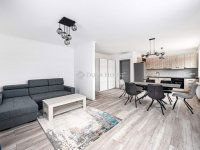 Eladó családi ház, XVIII. kerületben 249 M Ft, 8 szobás