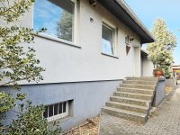 Eladó családi ház, XVIII. kerületben 234.9 M Ft, 6 szobás