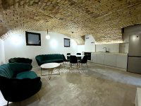 Eladó iroda, VI. kerületben 179 M Ft / költözzbe.hu