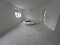 Eladó családi ház, Aranyosgadányban 85 M Ft, 7 szobás