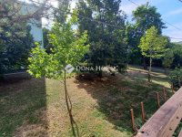 Eladó téglalakás, Balatonfüreden 69.9 M Ft, 5 szobás