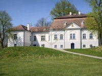 Eladó családi ház, Legénden 767.26 M Ft, 9 szobás