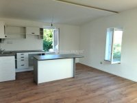 Eladó téglalakás, Velencén 89.7 M Ft, 4 szobás