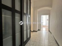 Eladó téglalakás, V. kerületben 259.9 M Ft, 3 szobás