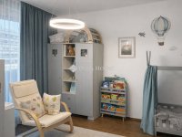 Eladó téglalakás, Szegeden 145 M Ft, 4 szobás