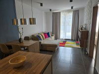 Kiadó téglalakás, albérlet, VIII. kerületben, Corvin sétányon