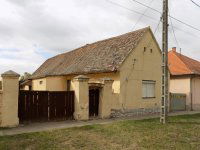 Eladó családi ház