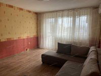 Kiadó téglalakás, albérlet