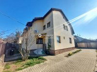 Eladó családi ház, Fóton 86.99 M Ft, 8 szobás