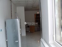 Eladó családi ház, Esztergomban 88 M Ft, 6 szobás