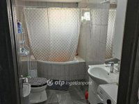 Eladó családi ház, Siklóson 50 M Ft, 3 szobás