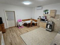 Eladó családi ház, Várpalotán 84.3 M Ft, 3 szobás