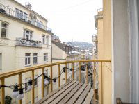 Eladó téglalakás, V. kerületben 210 M Ft, 3 szobás