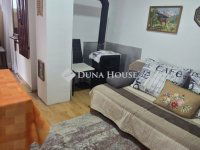 Eladó családi ház, Pécsett 32.3 M Ft, 2 szobás