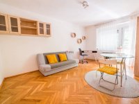 Kiadó téglalakás, albérlet, Szegeden, Petőfi Sándor sugárúton