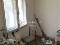 Eladó telek, III. kerületben 45 M Ft / költözzbe.hu