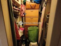 Eladó téglalakás, Pécsett 64.9 M Ft, 3 szobás