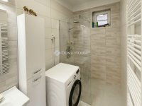 Eladó családi ház, Kecskeméten 89.9 M Ft, 5 szobás