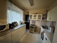 Eladó családi ház, Nagytarcsán 124.9 M Ft, 4 szobás