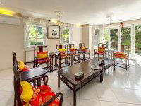 Eladó családi ház, II. kerületben 266.319 M Ft, 6 szobás