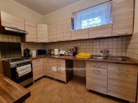 Eladó családi ház, Nemesszalókon 49.9 M Ft, 6 szobás