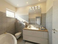 Eladó családi ház, Monoron 85.9 M Ft, 4 szobás