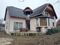 Eladó családi ház, Szigetszentmiklóson 99.8 M Ft, 4 szobás