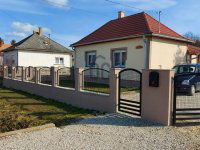 Eladó családi ház, Reszneken 49.9 M Ft, 3 szobás