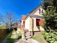 Eladó családi ház, Balatonkenesén 109 M Ft, 5 szobás