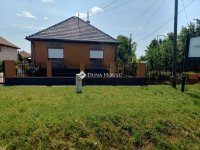 Eladó családi ház, Hatvanban 95 M Ft, 4 szobás