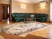 Kiadó téglalakás, albérlet, Debrecenben 220 E Ft / hó, 3 szobás