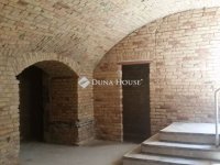 Eladó üzlethelyiség, VIII. kerületben 59.9 M Ft