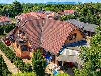 Eladó családi ház, Vácrátóton 119.99 M Ft, 7 szobás
