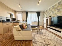 Eladó panellakás, III. kerületben 105 M Ft, 3+1 szobás