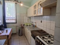 Eladó panellakás, Balatonalmádiban 50 M Ft, 3+1 szobás
