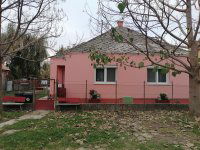 Eladó családi ház