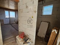 Eladó családi ház, Szigetszentmiklóson 159.9 M Ft, 8 szobás