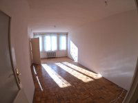 Kiadó téglalakás, albérlet