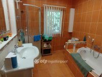 Eladó családi ház, Nagykozáron 140 M Ft, 3+1 szobás