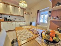 Eladó családi ház, Vecsésen 109.98 M Ft, 6 szobás