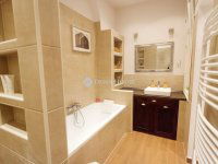 Eladó téglalakás, VI. kerületben 139.9 M Ft, 3 szobás