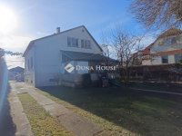 Eladó családi ház, XVII. kerületben 106 M Ft, 8 szobás