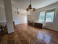 Eladó családi ház, Pécsett 44.9 M Ft, 4 szobás