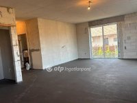 Eladó családi ház, Vácrátóton 129.9 M Ft, 4 szobás