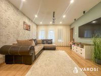 Eladó családi ház