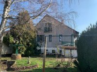 Eladó családi ház, Szolnokon 99 M Ft, 6 szobás