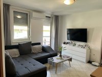 Eladó téglalakás, Pécsett 56.9 M Ft, 2 szobás