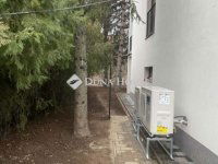 Eladó téglalakás, Pécsett 125.548 M Ft, 3 szobás