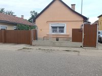 Eladó családi ház, Hajdúböszörményen 39.8 M Ft, 2 szobás