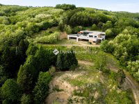 Eladó családi ház, Siklóson 349 M Ft, 6 szobás